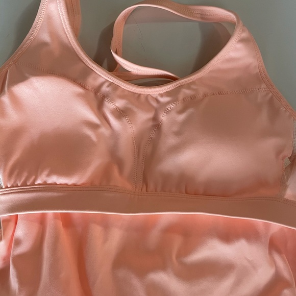 Women’s Reebok LesMills Workout Tank Top - Racerback with built-in bra - Picture 6 of 9